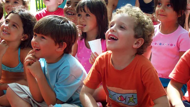 Kindergottesdienst (Foto: Kirchenweb Bilder) Kindergottesdienst (Foto: Kirchenweb Bilder)